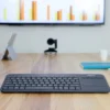 Teclado Inalámbrico Logitech K400 Plus con Touchpad